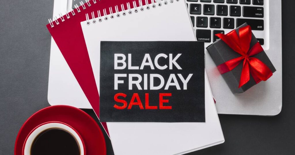 block notes con scritta Black Friday Sale